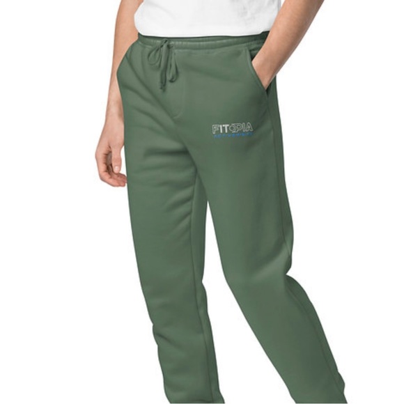 Check out https://www.fitopiaactivewear.com - Picture 7 of 11